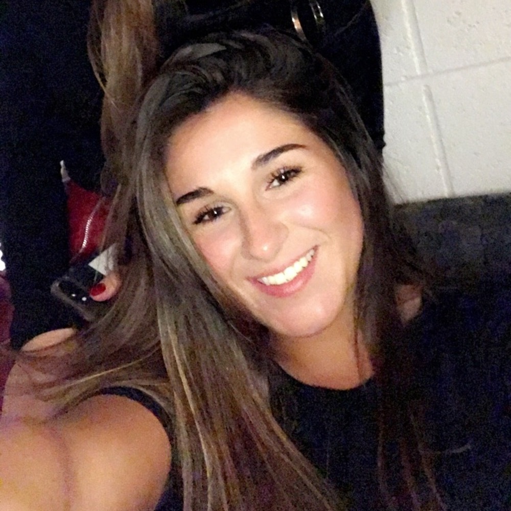 Meet your Posher, Nicole